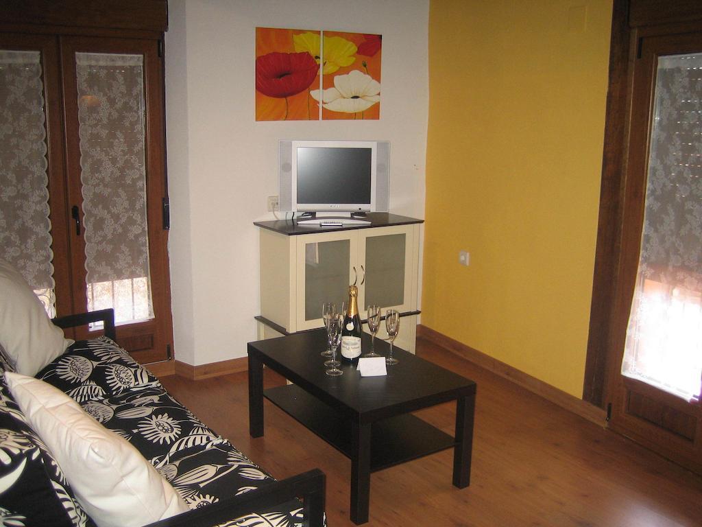 Alborada Vila Sequeros Quarto foto